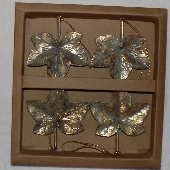 1980's Rustic Gold Mini Maple Leaf Holiday Ornaments by Boston International - Picture 2 of 13